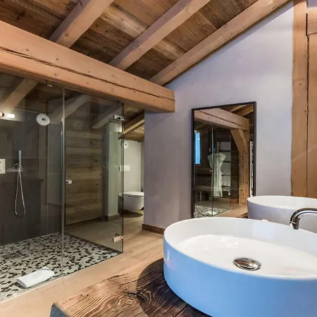 Vacanze A - Ski Chalet * Борміо