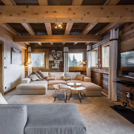Vacanze A - Ski Chalet Будинок відпочинку *